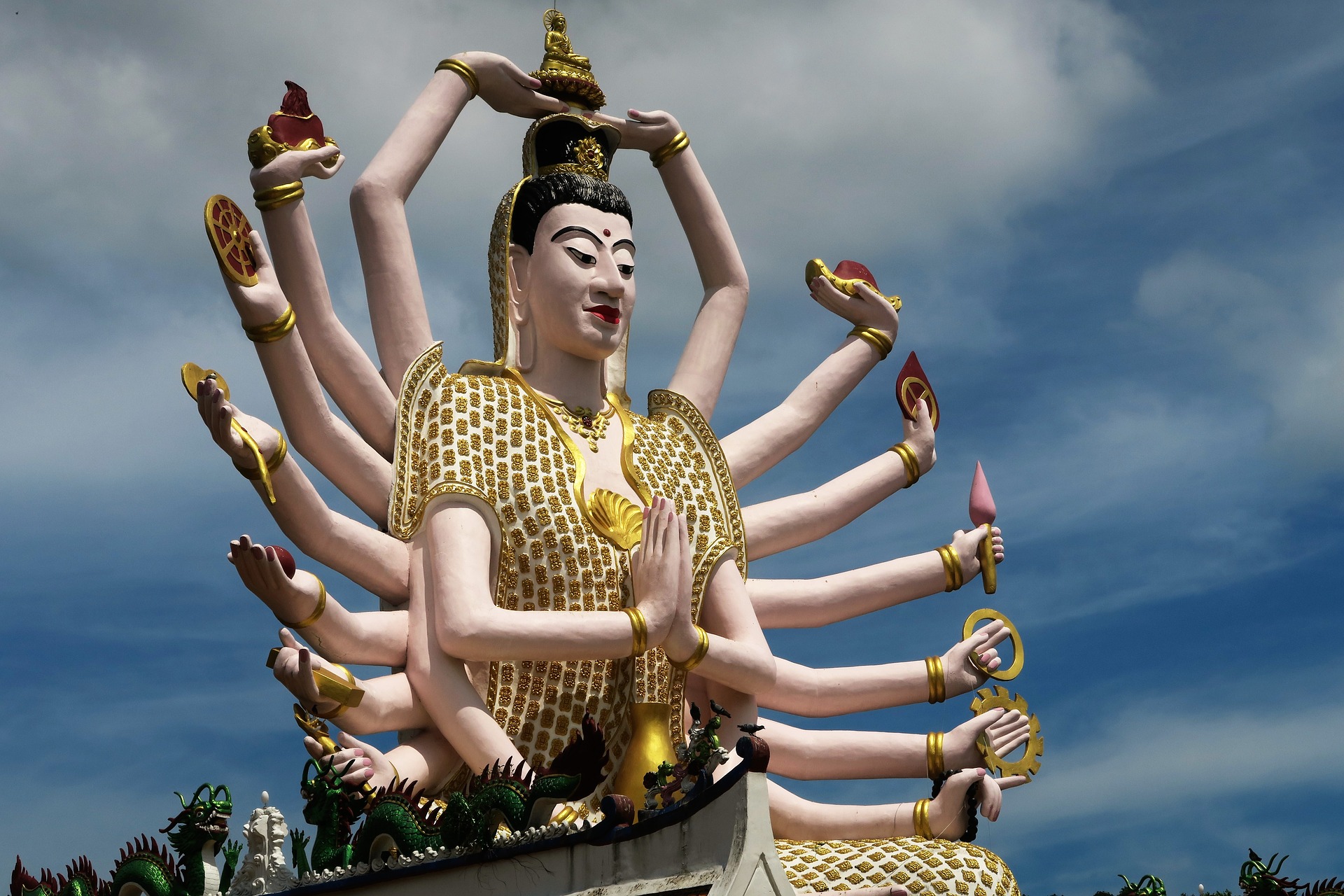 Wat Plai Laem